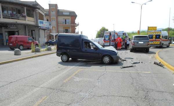 Bedizzole Incidente Tra Veicoli Un Ferito Prima Brescia