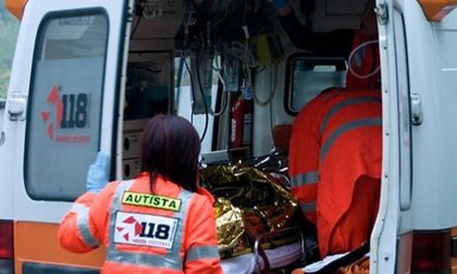 Cade da 12 metri d'altezza, operaio muore dopo il ricovero in ospedale