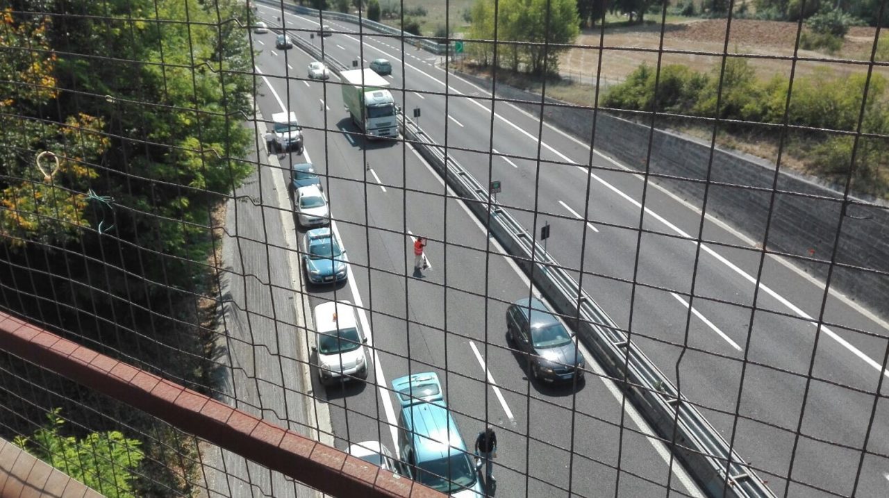 27enne bresciano tenta il suicidio