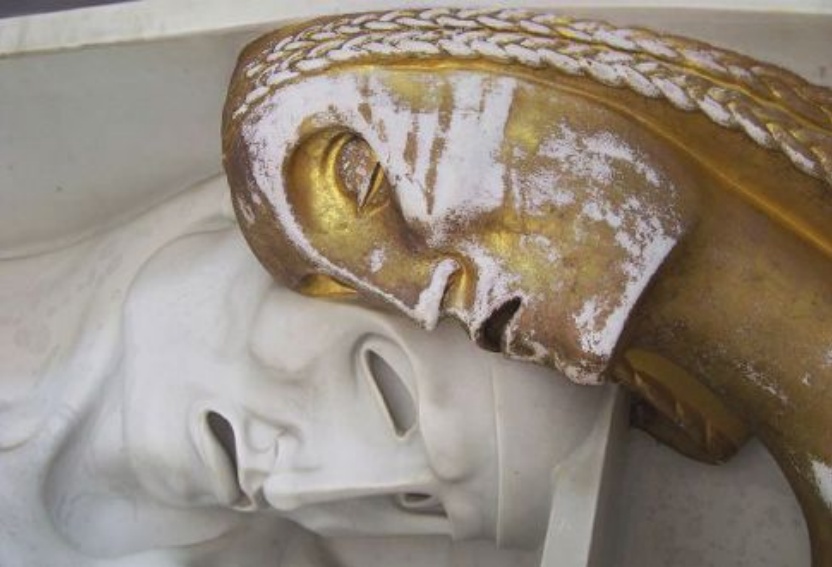 A Castiglione delle Stiviere il cimitero come una galleria d’arte