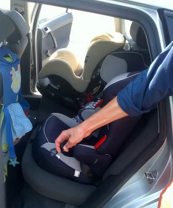 ATTENTI AI BIMBI IN AUTO: multe salate