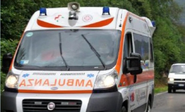 Auto sbalzata di 30 metri sulla Sp116