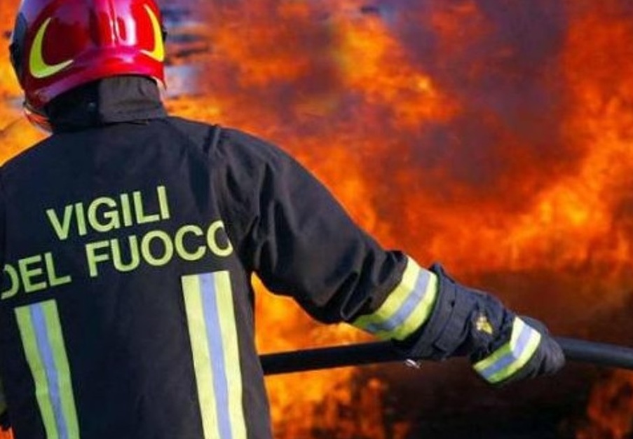 Autocombustione: palazzina inagibile