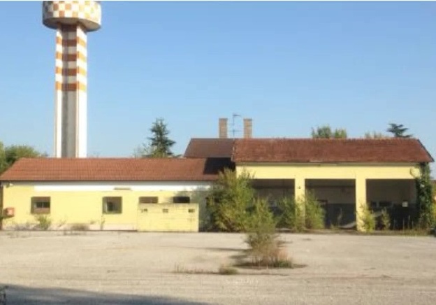 CASERMA SERINI: NIENTE FONDI IN CAMBIO DEI PROFUGHI