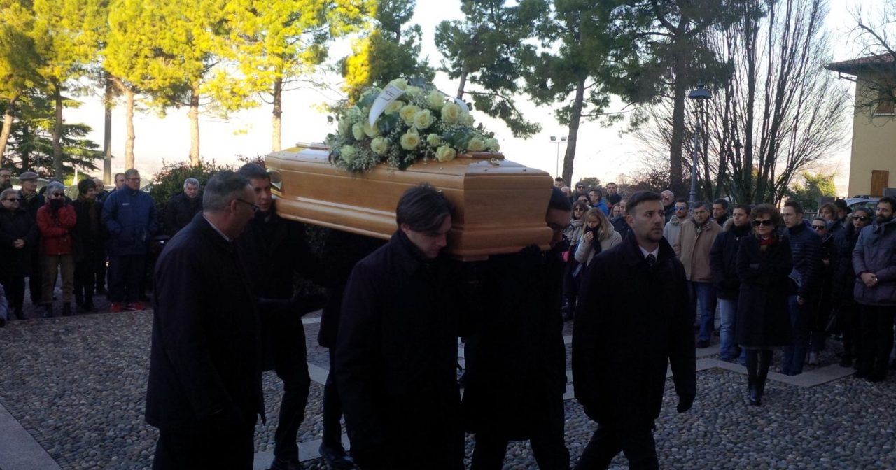 ORA BALLA CON GLI ANGELI! CIANO E’ STATO SEPPELLITO