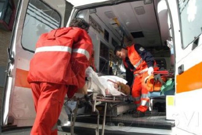 Malore sul lavoro, papà muore nei boschi