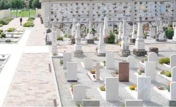 Calcinato, riesumato corpo sbagliato. Sindaco nega test dna