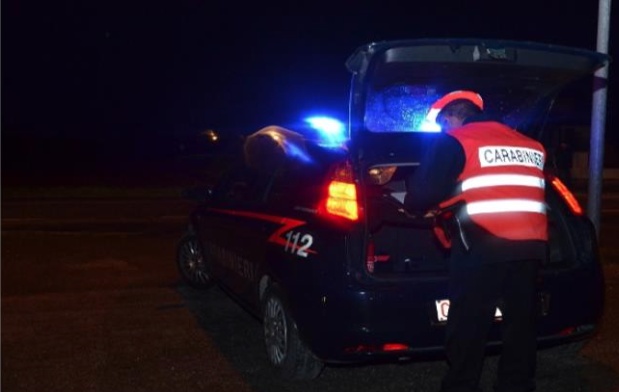 Camionista alticcio blocca parcheggio