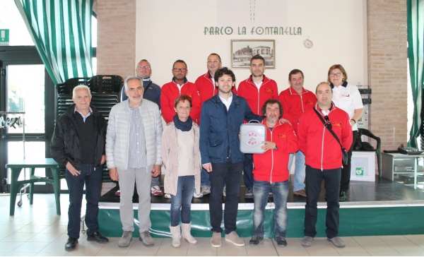 Castel Goffredo, Milan club dona defibrillatore