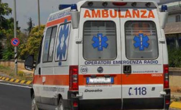 Castel Goffredo, bimbo cade dalla finestra