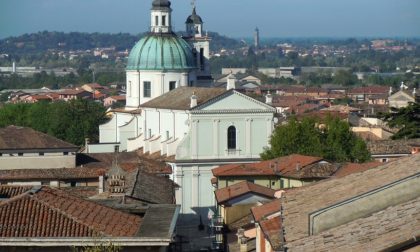 Castiglione: gazebo Agire e “interpellanza day”