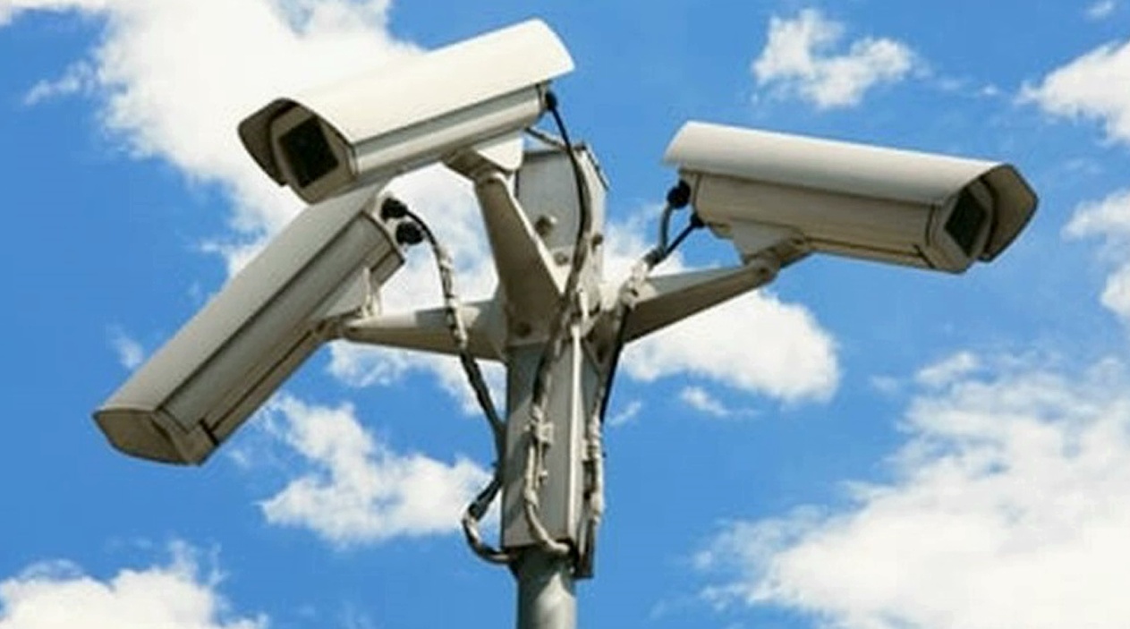 Chiedono denaro per installare telecamere, è una truffa