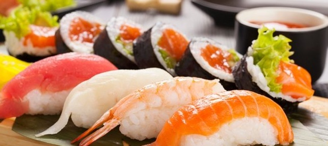 Cinque buoni consigli per mangiare sushi e sashimi in tutta sicurezza