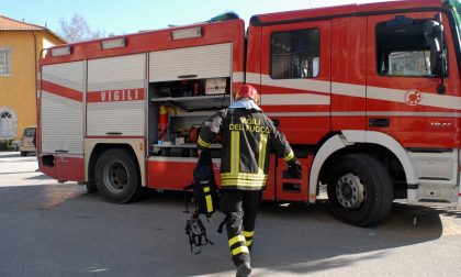 Corto circuito: roulotte in fiamme