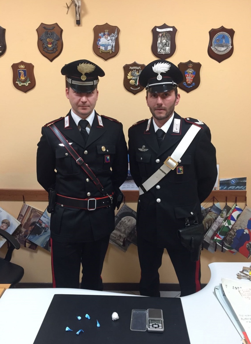 Detenzione di sostanze stupefacenti ai fini di spaccio: in manette un 50enne