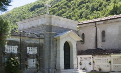 Disagi al cimitero di Ghedi, è polemica