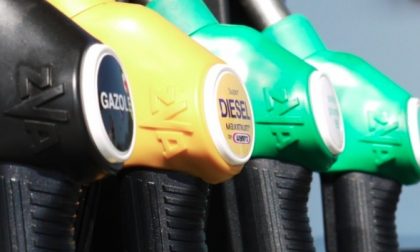 Distributore rilascia idrocarburi: controlli a Montichiari