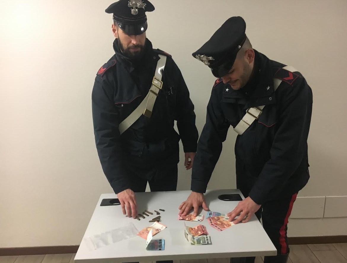 Droga, soldi e manette