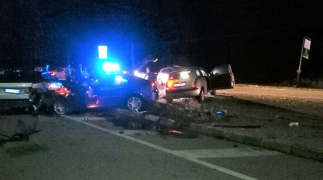Scontro in via Montichiari, coinvolte quattro auto