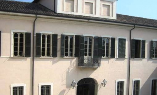 Festa dei libri e dei lettori tra bancarelle e visite guidate