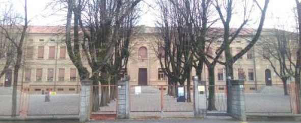 Festa papà? La dirigente dice no