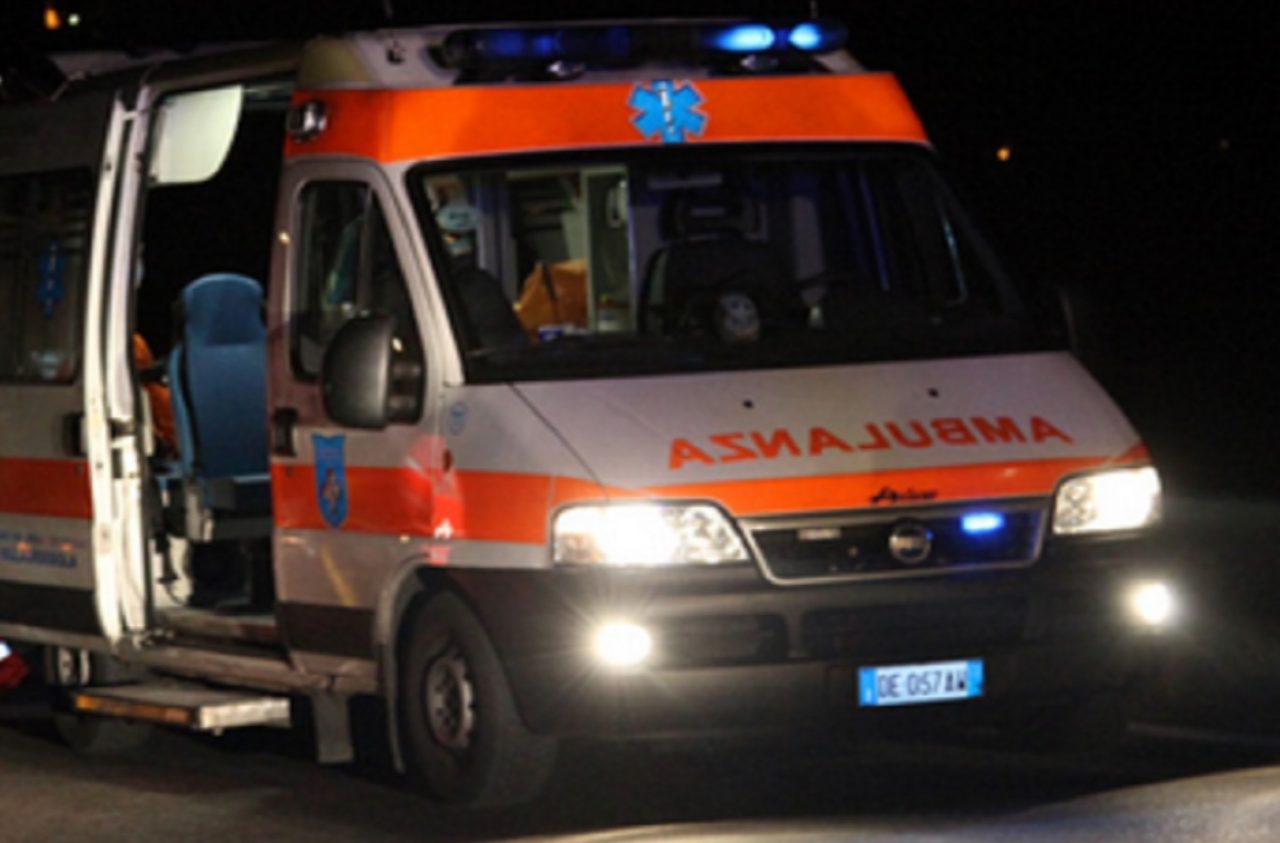 Frontale tra auto a Castenedolo, due i feriti