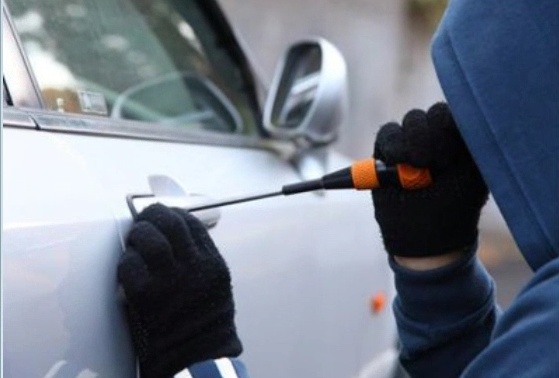 Furto con scasso al cimitero di Remedello
