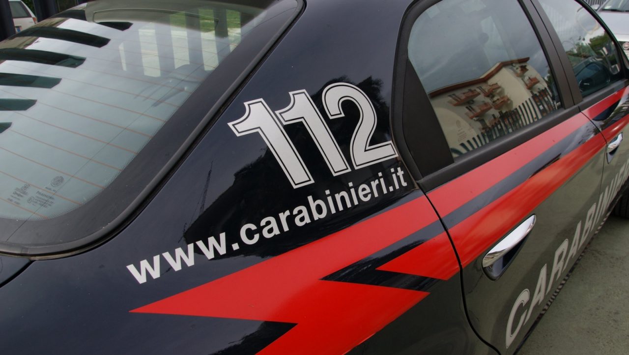 Furto con scasso in esercizio commerciale