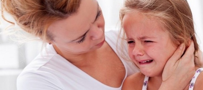 Genitori attenti all’otite del nuotatore