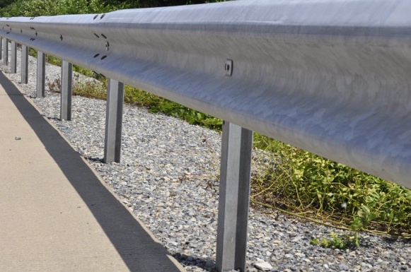 Giovane perde un braccio: risarcito dal Comune