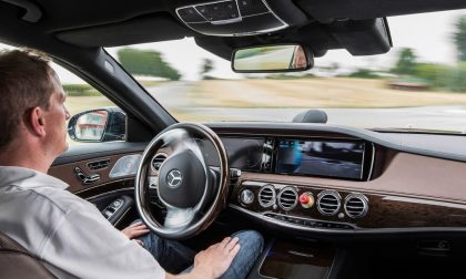 Guida autonoma: il 50% non si fida