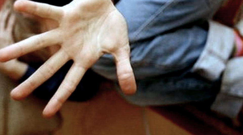 Palazzolo, 36enne arrestato per reati sessuali contro ragazzine minorenni