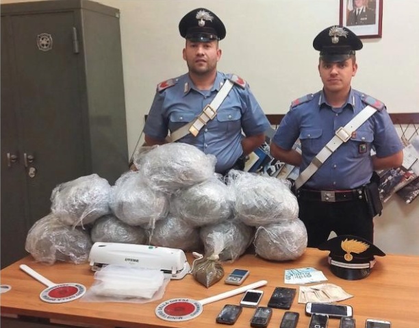 In manette 31enne: aveva 11kg di droga