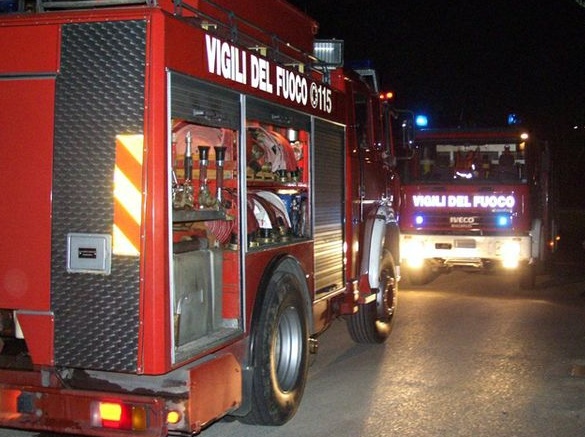 Incendio a Calvisano, una casa distrutta dalle fiamme