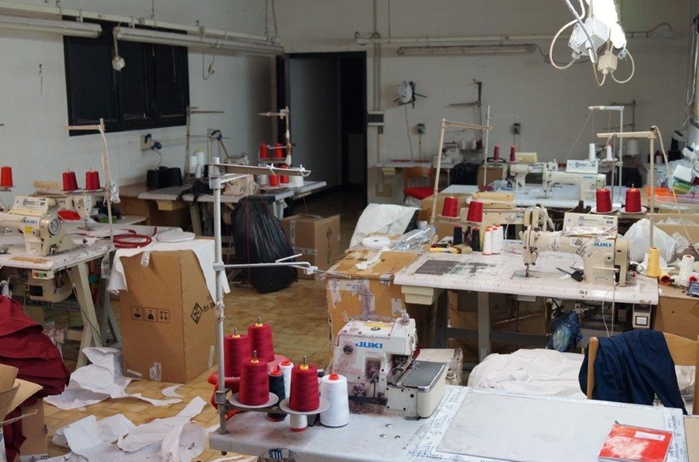 Ispezione notturna in azienda cinese: 5 denunce