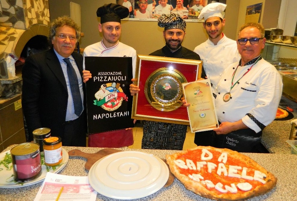 L’arte dei piazzaioli patrimonio Unesco? Da Raffaele sì