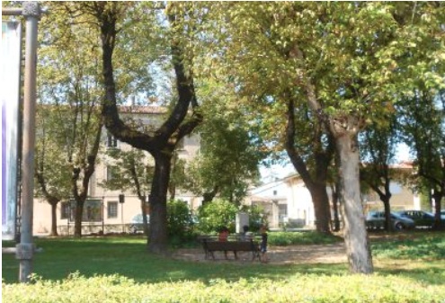 L’esibizionista seriale spaventa mamme e bambini