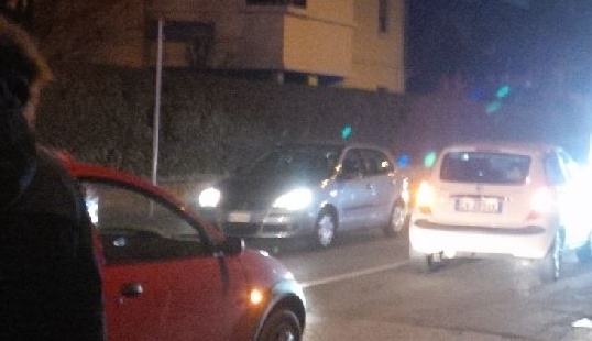 La 16enne investita è in gravi condizioni