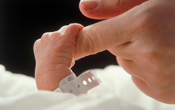 Madre perde la vita dopo parto cesareo, aperta un’inchiesta