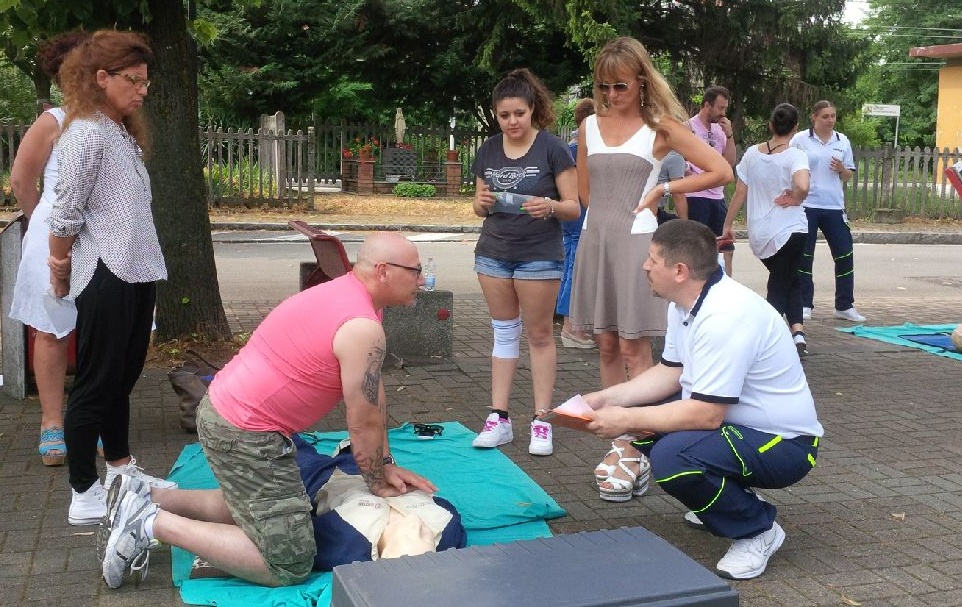La famiglia Orsucci dona tre defibrillatori