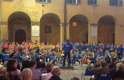 La musica annulla ogni distanza
