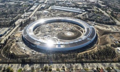 La nuova incredibile sede Apple: un’astronave immersa nel verde