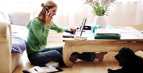 Lavorare senza andare al lavoro. Si chiama smart working e funziona