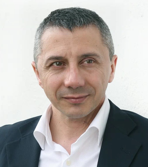 Libero Lorenzoni: “Aprire i sacchi dei rifiuti è vietato”