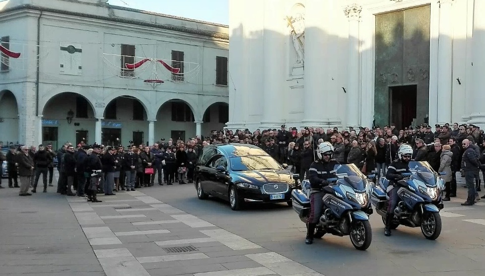 MORTO IL POLIZIOTTO DI MONTICHIARI