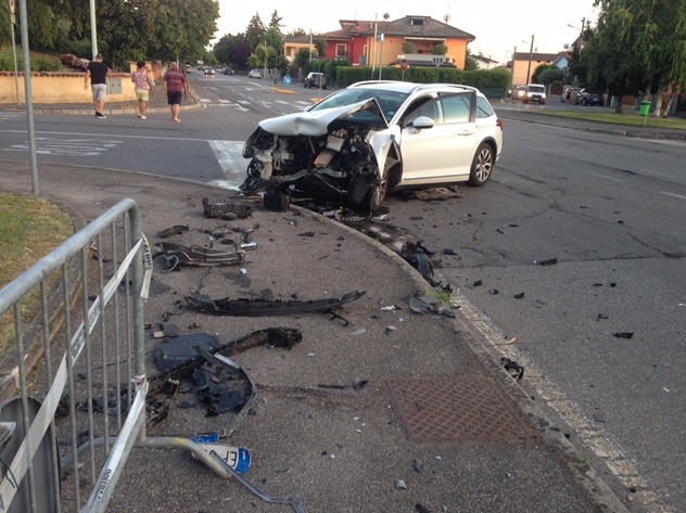 Mancato stop: incidente a Carpenedolo