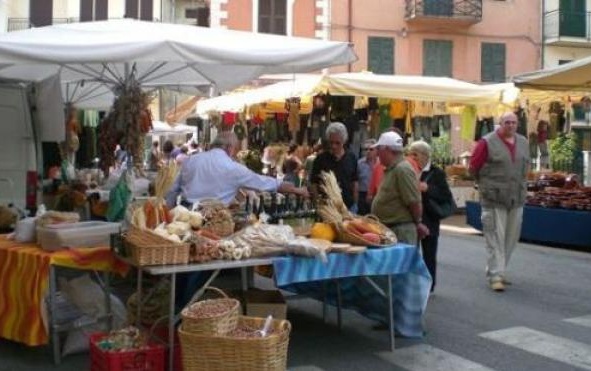 Mercati: il Comune chiede il riconoscimento storico