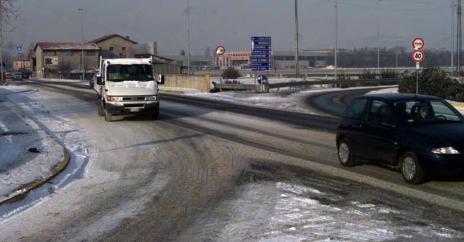 Meteo: Tanto ghiaccio, ma niente neve