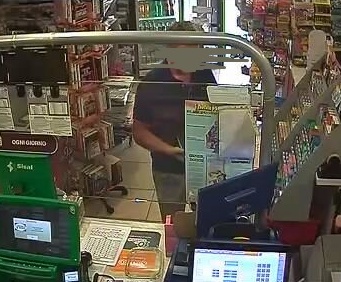 MontichiariWeek non vende nessun braccialetto