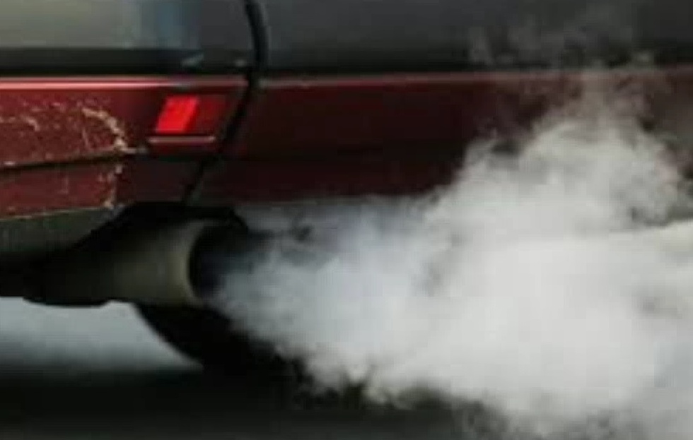 OLTRE LE DISCARICHE… I GAS DELLE AUTO: ecco quante ce ne sono nel tuo paese